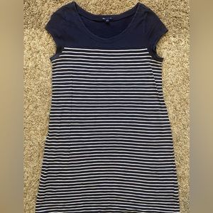 Gap, Size L, navy blue and white striped t-shirt dress